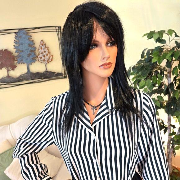 Leslie Fay Tops - Leslie Fay Black & White Striped Woman's Ling Sleeve Blouse Size 8 Petite